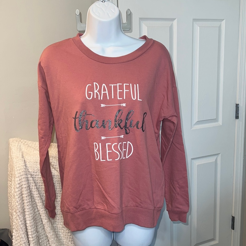 Women’s 89th & Madison Women's crew neck long sleeved sweatshirt , size M